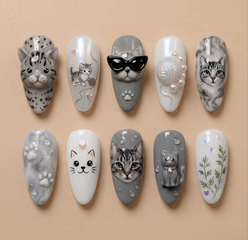 Silver Marble Kitty Glam Nails