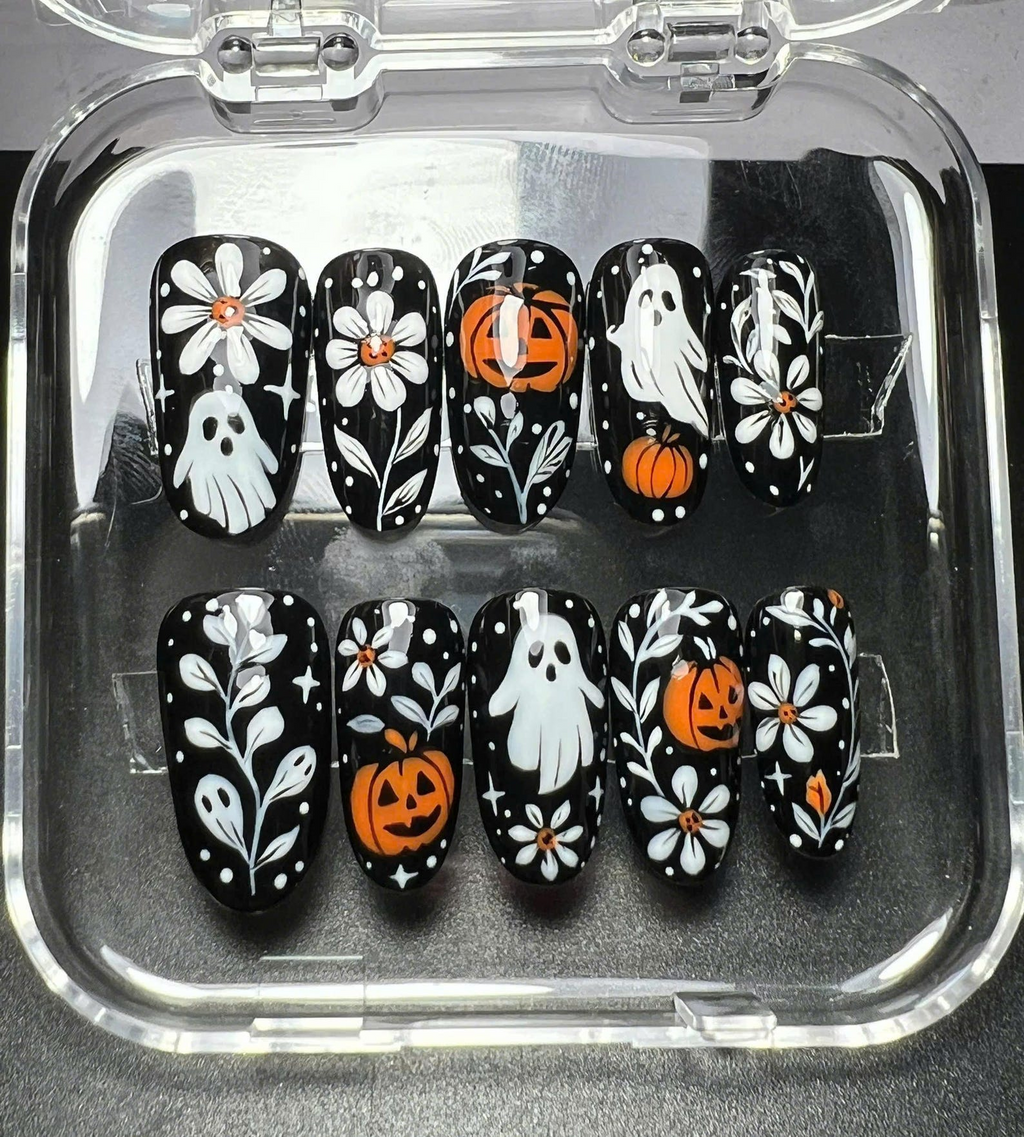 Spooky Halloween Pumpkin Ghost Nails