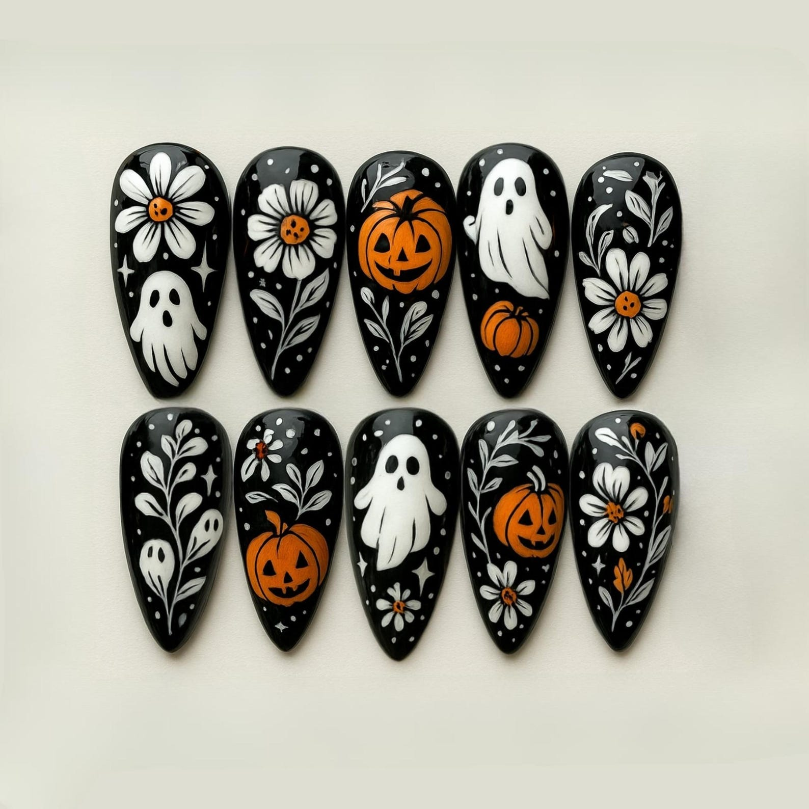 Spooky Halloween Pumpkin Ghost Nails