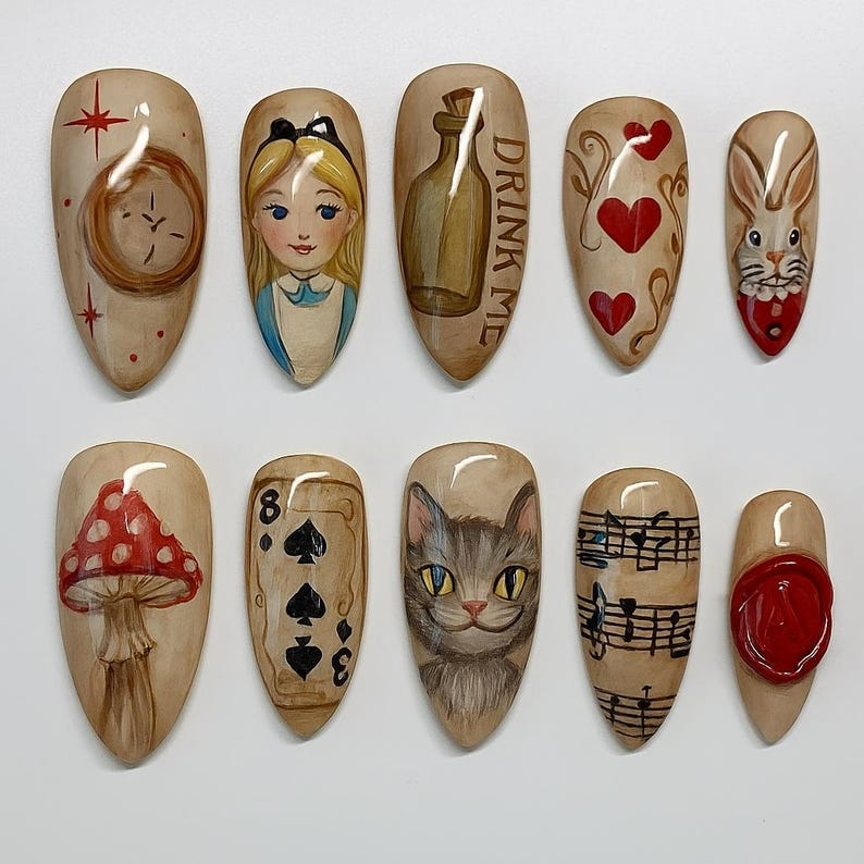 Alice Vintage Wonderland Nail Set