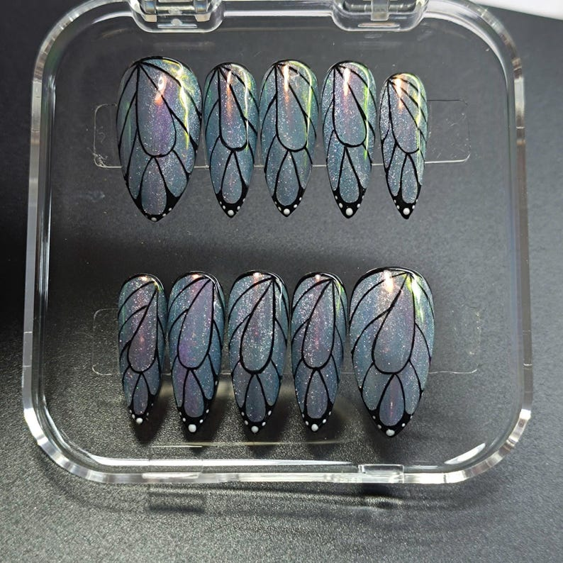 Elegant Monarch Butterfly Press On Nails